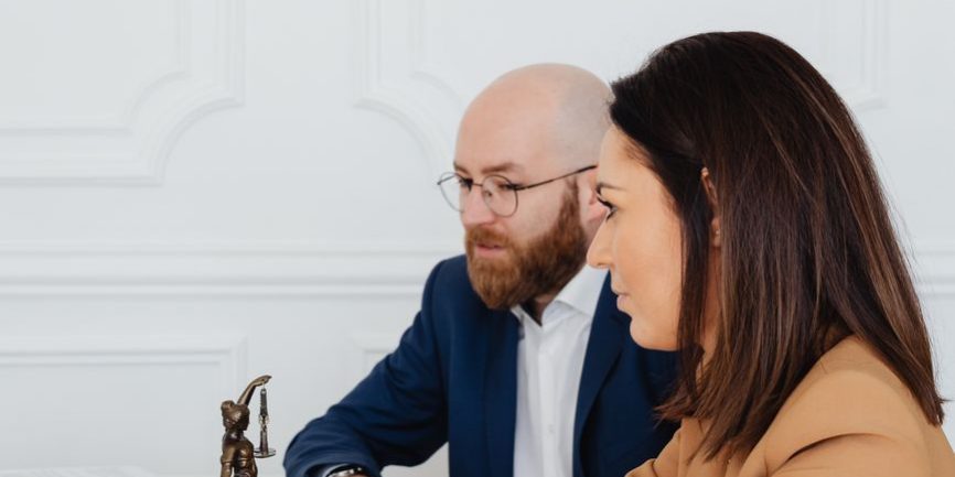 Salaire assistant juridique metier juridique France